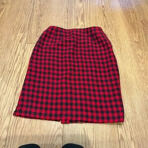 Liz Claiborne Red and Dark Blue Checkered Pencil Skirt
